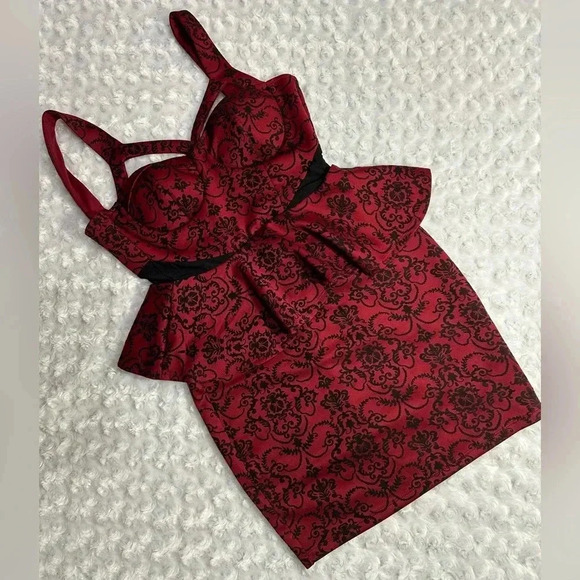 Material Girl Women’s Juniors Red Mini Pencil Scroll Print Dress - Picture 2 of 12